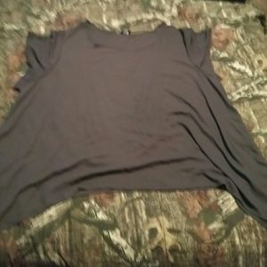 💜Gray sharkbite top💜